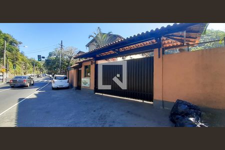 Casa de condomínio à venda com 75m², 3 quartos e 1 vagaFachada 