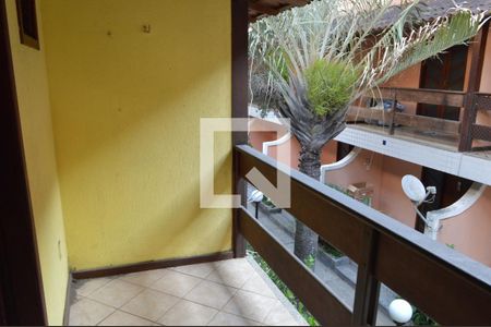 Casa de condomínio à venda com 75m², 3 quartos e 1 vagaVaranda 