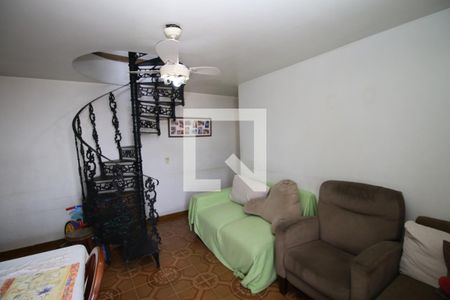 Sala de apartamento à venda com 3 quartos, 103m² em Olaria, Rio de Janeiro