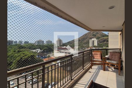 Varanda de apartamento para alugar com 2 quartos, 70m² em Barra da Tijuca, Rio de Janeiro
