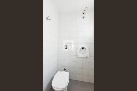 Apartamento à venda com 170m², 4 quartos e 2 vagas Apartamento à venda com 170m², 4 quartos e 2 vagasBanheiro Social