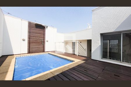 Apartamento à venda com 170m², 4 quartos e 2 vagas Apartamento à venda com 170m², 4 quartos e 2 vagasPiscina