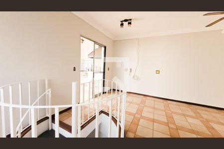 Apartamento à venda com 170m², 4 quartos e 2 vagas Apartamento à venda com 170m², 4 quartos e 2 vagasHall