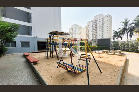 Apartamento à venda com 170m², 4 quartos e 2 vagas Apartamento à venda com 170m², 4 quartos e 2 vagasÁrea comum - Playground