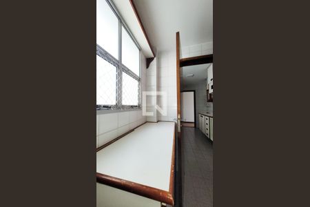 Apartamento à venda com 170m², 4 quartos e 2 vagas Apartamento à venda com 170m², 4 quartos e 2 vagasCozinha