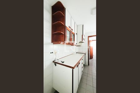 Apartamento à venda com 170m², 4 quartos e 2 vagas Apartamento à venda com 170m², 4 quartos e 2 vagasCozinha