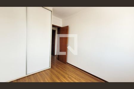 Apartamento à venda com 170m², 4 quartos e 2 vagas Apartamento à venda com 170m², 4 quartos e 2 vagasQuarto 2