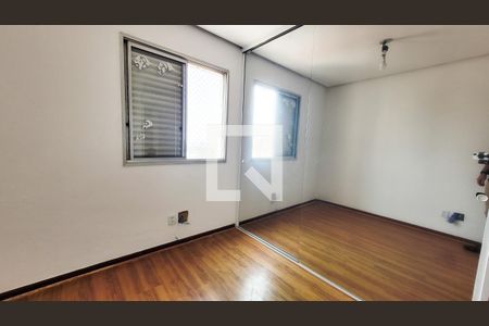 Apartamento à venda com 170m², 4 quartos e 2 vagas Apartamento à venda com 170m², 4 quartos e 2 vagasQuarto 1