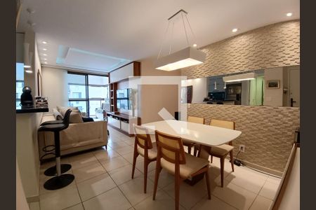 Apartamento à venda com 86m², 3 quartos e 1 vaga Apartamento à venda com 86m², 3 quartos e 1 vagaSala