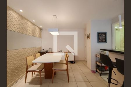 Apartamento à venda com 86m², 3 quartos e 1 vaga Apartamento à venda com 86m², 3 quartos e 1 vagaSala