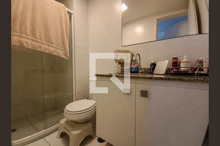 Apartamento à venda com 86m², 3 quartos e 1 vaga Apartamento à venda com 86m², 3 quartos e 1 vagaBanheiro da Suite 2