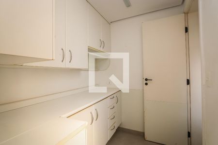 Apartamento à venda com 115m², 3 quartos e 2 vagasQuarto de Serviço