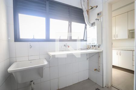 Apartamento à venda com 115m², 3 quartos e 2 vagasLavanderia