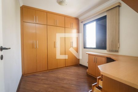 Apartamento à venda com 115m², 3 quartos e 2 vagasQuarto 2