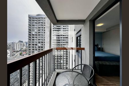 Apartamento à venda com 28m², 1 quarto e sem vagaSacada