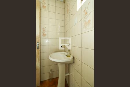 Casa à venda com 95m², 2 quartos e 1 vagaBanheiro