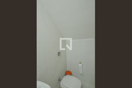 Casa à venda com 701m², 4 quartos e 5 vagasBanheiro de serviço