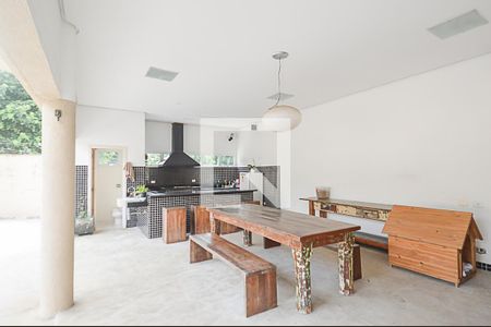 Casa à venda com 701m², 4 quartos e 5 vagasChurrasqueira