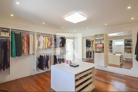 Casa à venda com 701m², 4 quartos e 5 vagasCloset da suíte