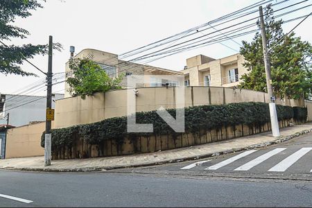 Casa à venda com 701m², 4 quartos e 5 vagasFachada