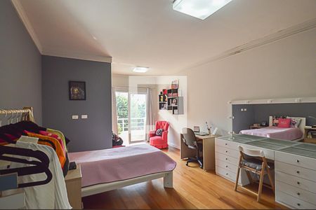 Casa à venda com 701m², 4 quartos e 5 vagasQuarto 3 - Suíte