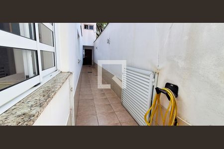 Casa à venda com 311m², 3 quartos e 3 vagas Casa à venda com 311m², 3 quartos e 3 vagasQuintal