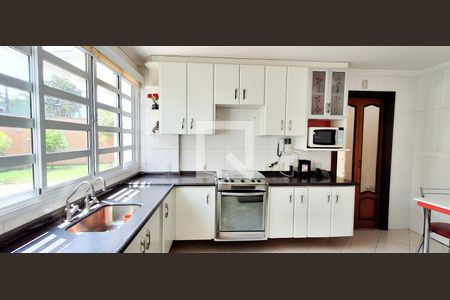 Casa à venda com 311m², 3 quartos e 3 vagas Casa à venda com 311m², 3 quartos e 3 vagasCozinha