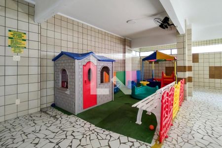 Apartamento para alugar com 78m², 2 quartos e 1 vaga Apartamento para alugar com 78m², 2 quartos e 1 vagaÁrea comum - Playground
