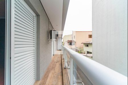 Casa de condomínio à venda com 404m², 3 quartos e 6 vagas Casa de condomínio à venda com 404m², 3 quartos e 6 vagasVaranda dos Quartos