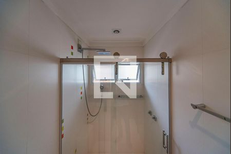 Casa de condomínio à venda com 404m², 3 quartos e 6 vagas Casa de condomínio à venda com 404m², 3 quartos e 6 vagasBanheiro do Quarto 2