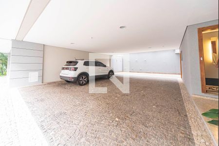 Casa de condomínio à venda com 404m², 3 quartos e 6 vagas Casa de condomínio à venda com 404m², 3 quartos e 6 vagasGaragem