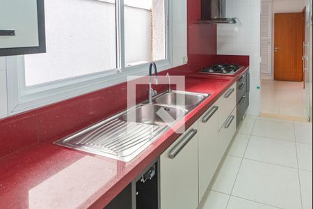Casa de condomínio à venda com 404m², 3 quartos e 6 vagas Casa de condomínio à venda com 404m², 3 quartos e 6 vagasCozinha