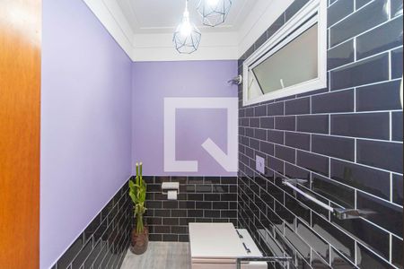 Casa de condomínio à venda com 404m², 3 quartos e 6 vagas Casa de condomínio à venda com 404m², 3 quartos e 6 vagasLavabo