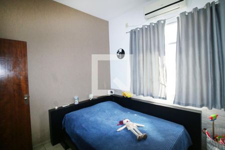 Casa 1 - Quarto 1 de casa à venda com 6 quartos, 196m² em Penha, Rio de Janeiro