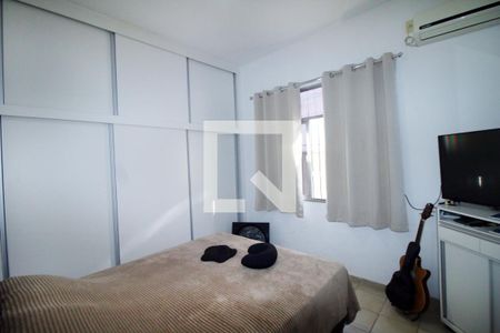 Casa 1 - Quarto 2 de casa à venda com 6 quartos, 196m² em Penha, Rio de Janeiro