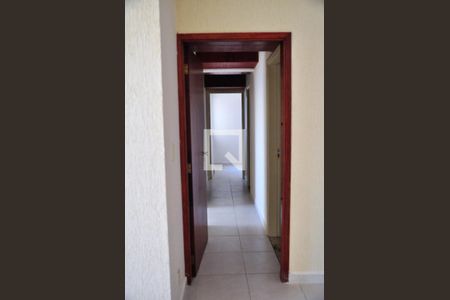  Corredor de apartamento para alugar com 3 quartos, 98m² em Bonfim, Campinas