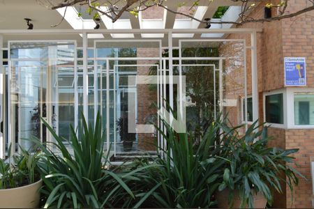 Apartamento à venda com 169m², 3 quartos e 3 vagasFachada + Plaquinha