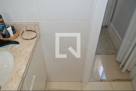 Apartamento à venda com 169m², 3 quartos e 3 vagasBanheiro da Suíte 2