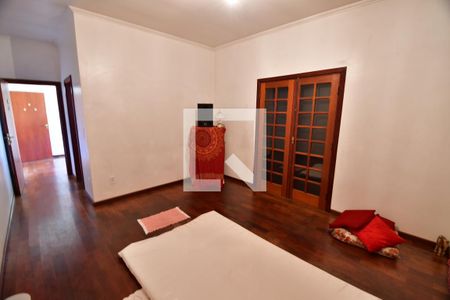 Casa para alugar com 420m², 5 quartos e 3 vagasQuarto 4 - Suíte