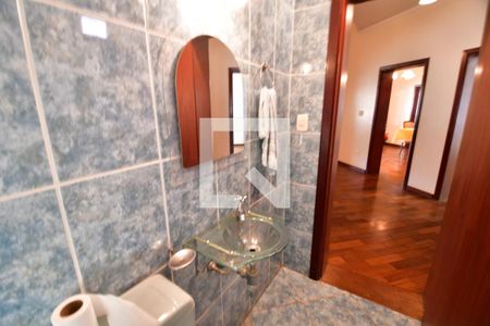 Casa para alugar com 420m², 5 quartos e 3 vagasLavabo