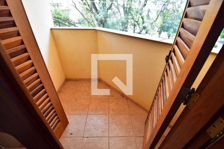 Casa para alugar com 420m², 5 quartos e 3 vagasSala 4 / Mezanino Sacada