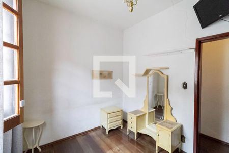 Casa à venda com 256m², 4 quartos e 4 vagasQuarto 2