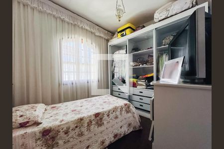 Casa à venda com 256m², 4 quartos e 4 vagasQuarto 1