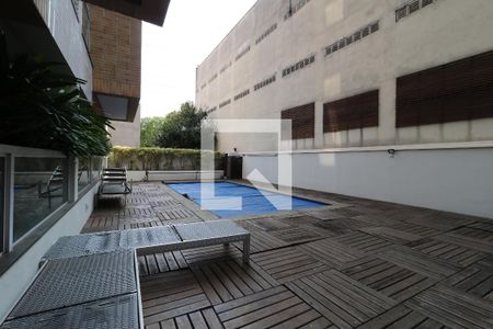 Apartamento à venda com 131m², 3 quartos e 3 vagasÁrea Comum - Piscina