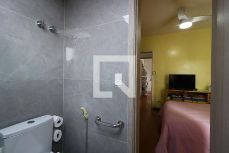 Apartamento à venda com 131m², 3 quartos e 3 vagasBanheiro da Suíte