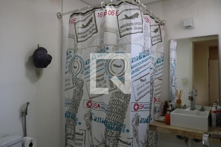 Apartamento à venda com 131m², 3 quartos e 3 vagasBanheiro da Suíte 2