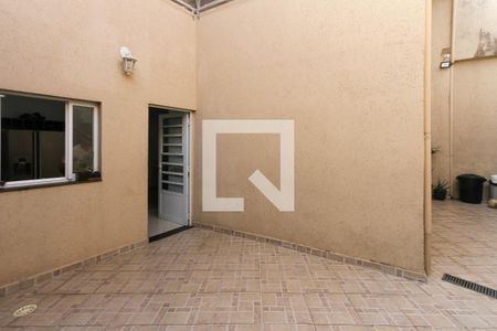 Casa à venda com 190m², 3 quartos e 4 vagasQuintal