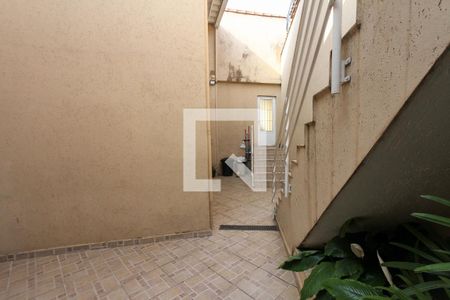 Casa à venda com 190m², 3 quartos e 4 vagasQuintal