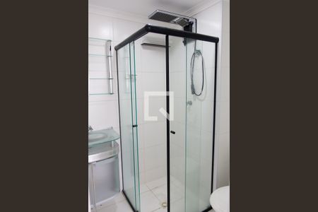 Banheiro de apartamento para alugar com 2 quartos, 37m² em Presidente Altino, Osasco