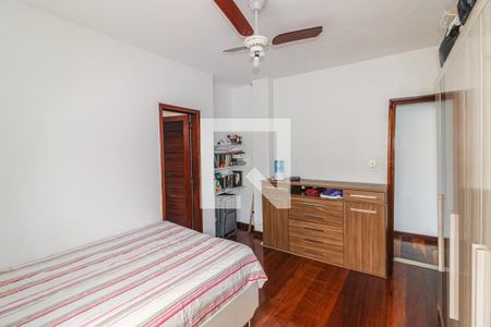 Casa de condomínio para alugar com 360m², 3 quartos e 4 vagasSuíte 3